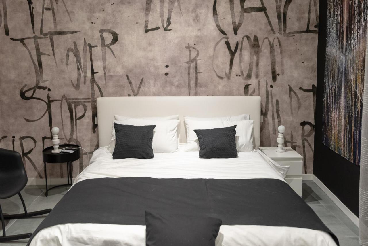 Casa Del Profumo Hotel เปียเชนซา ภายนอก รูปภาพ