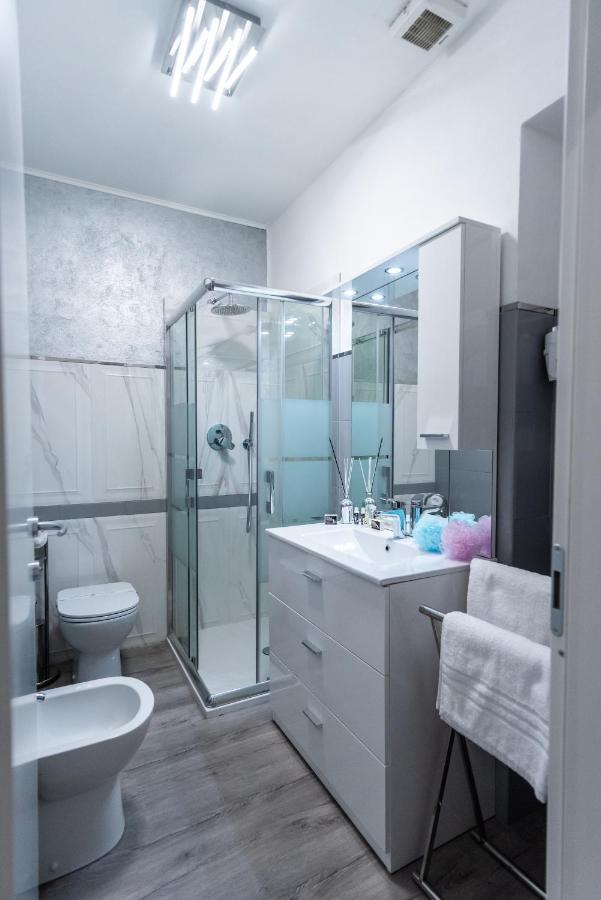 Casa Del Profumo Hotel เปียเชนซา ภายนอก รูปภาพ